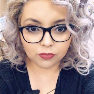 Meet your Posher, Blanca